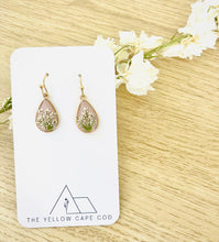 Load image into Gallery viewer, Small Tear Drop Earrings