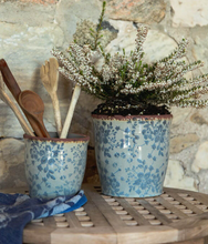 Load image into Gallery viewer, Blue Floral Pots