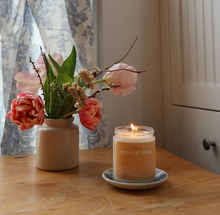 Load image into Gallery viewer, Ginger &amp; Citrus Candle
