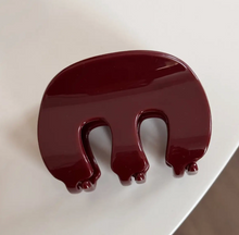 Load image into Gallery viewer, Aurelia Hair Claw Clip