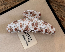 Load image into Gallery viewer, White &amp; Brown Floral Clip