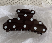 Load image into Gallery viewer, Polka Dot Wavy Fan Clip