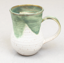 Load image into Gallery viewer, Belly Pottery Mug