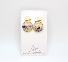 Load image into Gallery viewer, Round Floral Drop Earrings