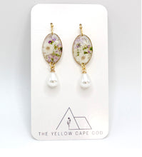 Load image into Gallery viewer, Floral Pearl Dangle